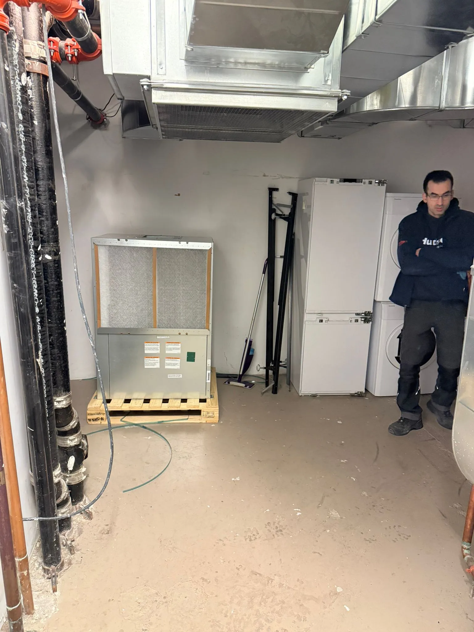 Signs your humidifier needs maintenance in Toronto condo